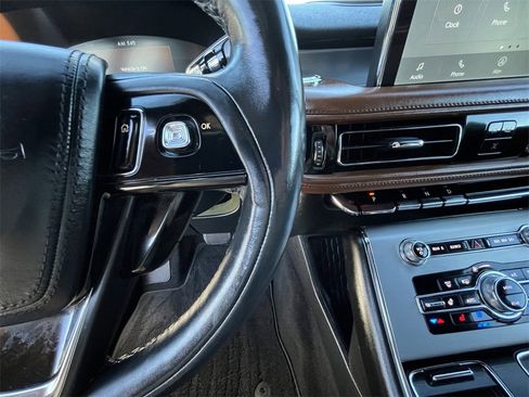 Certified 2023 Lincoln Aviator Reserve w/ Equipment Group 201A image 14