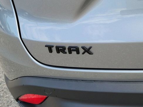New 2026 Chevrolet Trax RS w/ Sunroof Package image 7