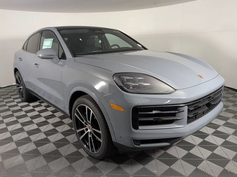 New 2026 Porsche Cayenne Coupe AWD/4WD image 8