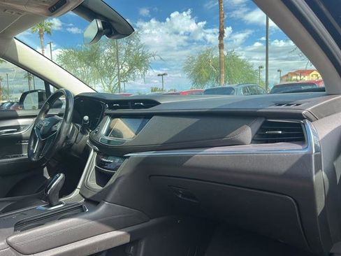 Used 2019 Cadillac XT5 Luxury image 16