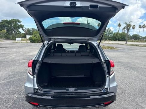 Used 2019 Honda HR-V Sport image 7