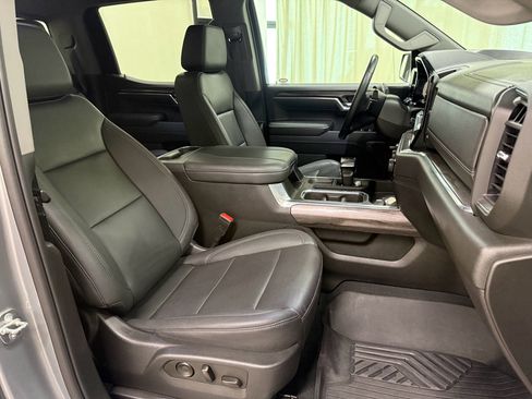 Used 2023 Chevrolet Silverado 1500 LTZ w/ Technology Package image 26