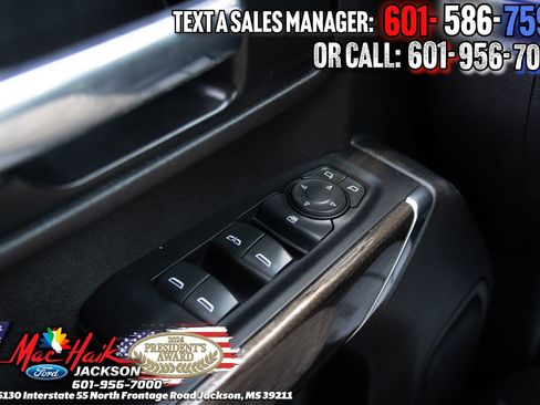 Used 2022 Chevrolet Silverado 2500 LT w/ Convenience Package AWD/4WD image 12