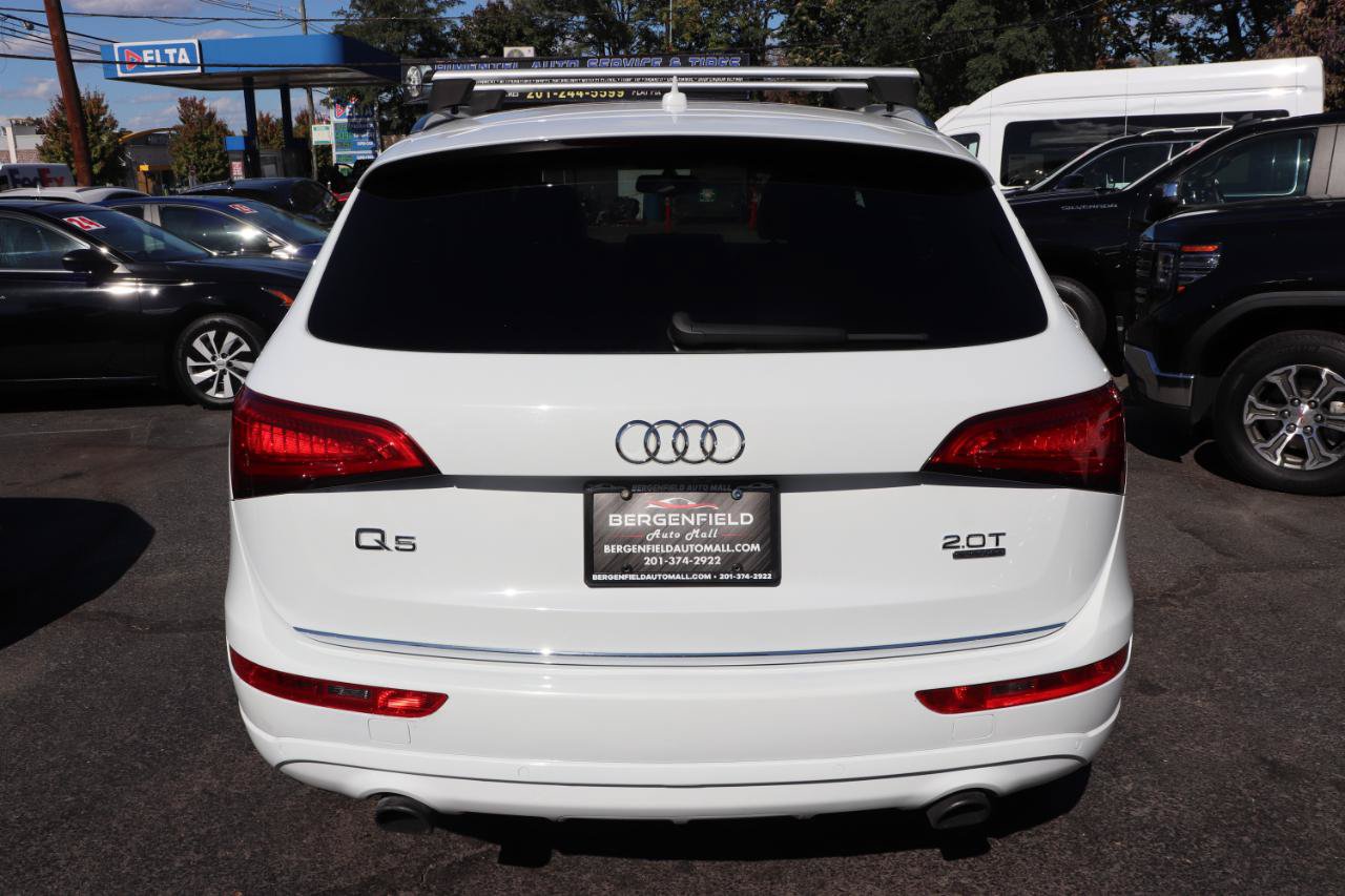 Used 2017 Audi Q5 2.0T Premium Plus w/ Technology Package AWD/4WD image 4