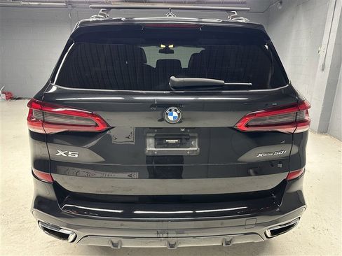 Used 2019 BMW X5 xDrive50i w/ M Sport Package image 6