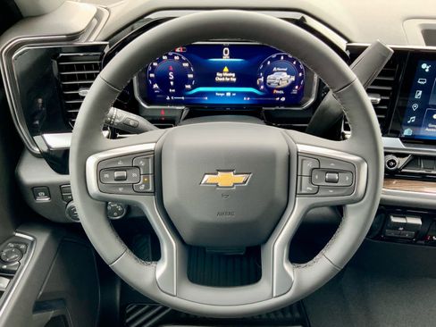 New 2026 Chevrolet Silverado 1500 LT w/ Leather Package image 42