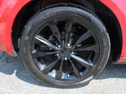 Used 2013 Dodge Avenger SXT w/ Blacktop Pkg FWD image 14