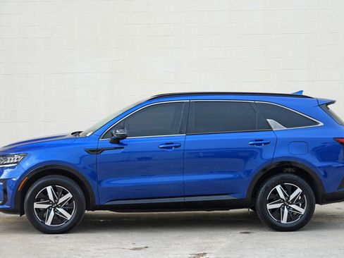 Used 2021 Kia Sorento EX AWD/4WD image 45