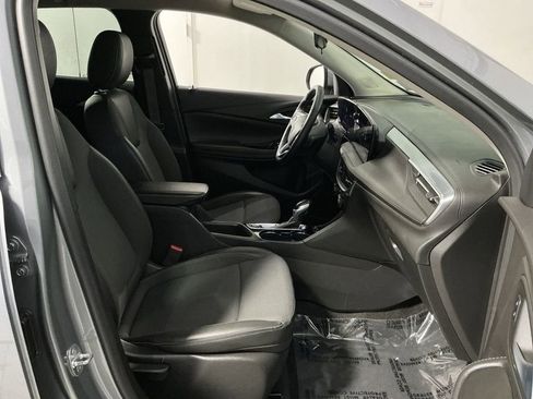 Used 2024 Buick Encore GX Preferred FWD image 25