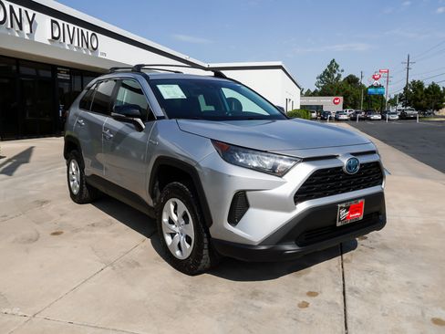 Used 2020 Toyota RAV4 LE w/ All Weather Liner Package AWD/4WD image 2