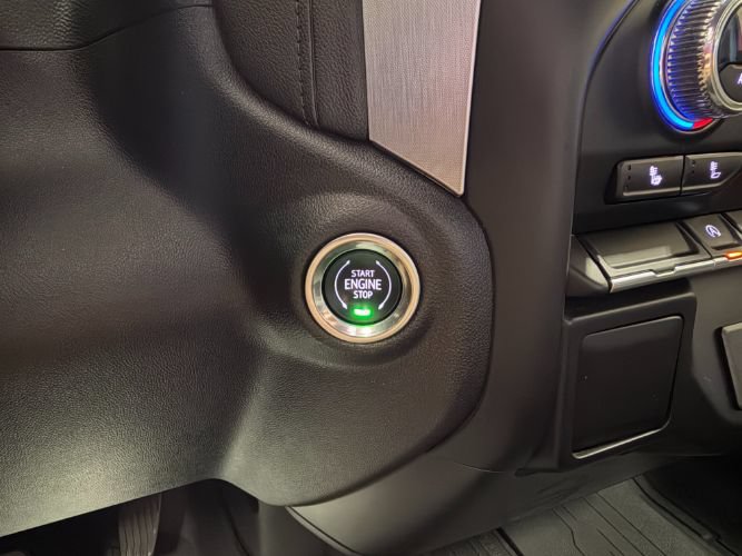 Used 2019 GMC Sierra 1500 SLE w/ SLE Value Package AWD/4WD image 19