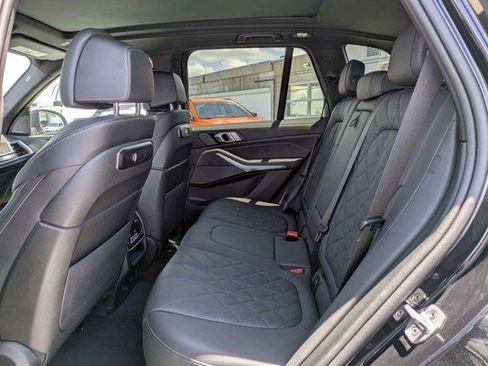 Used 2025 BMW X5 xDrive40i AWD/4WD image 13