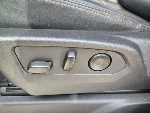 Used 2024 GMC Sierra 1500 AT4 w/ Technology Package image 18