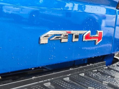 Used 2023 GMC Sierra 1500 AT4 w/ AT4 Premium Package AWD/4WD image 17