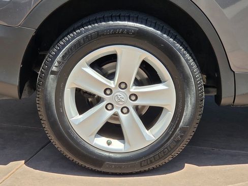 Used 2014 Toyota RAV4 XLE FWD image 12