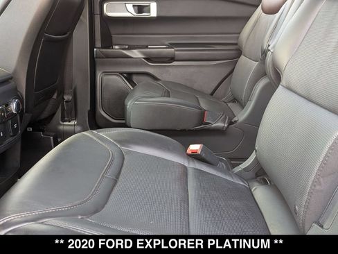 Used 2020 Ford Explorer Platinum AWD/4WD image 3