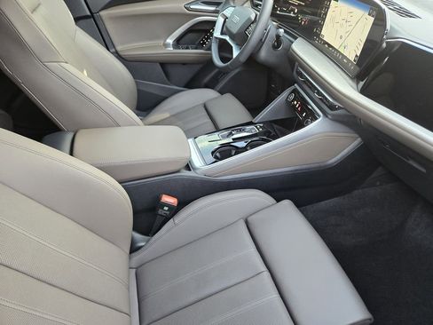 Certified 2025 Audi Q5 Premium Plus w/ Premium Plus image 16