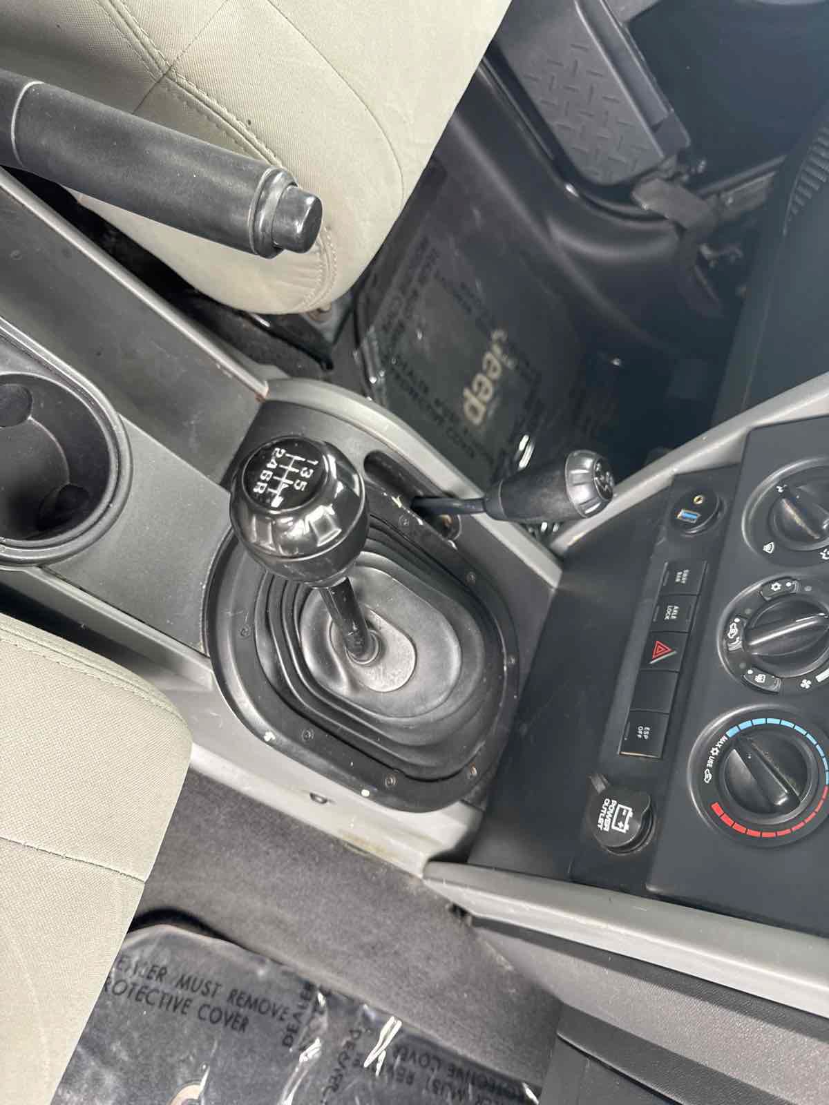 Used 2008 Jeep Wrangler X AWD/4WD image 12