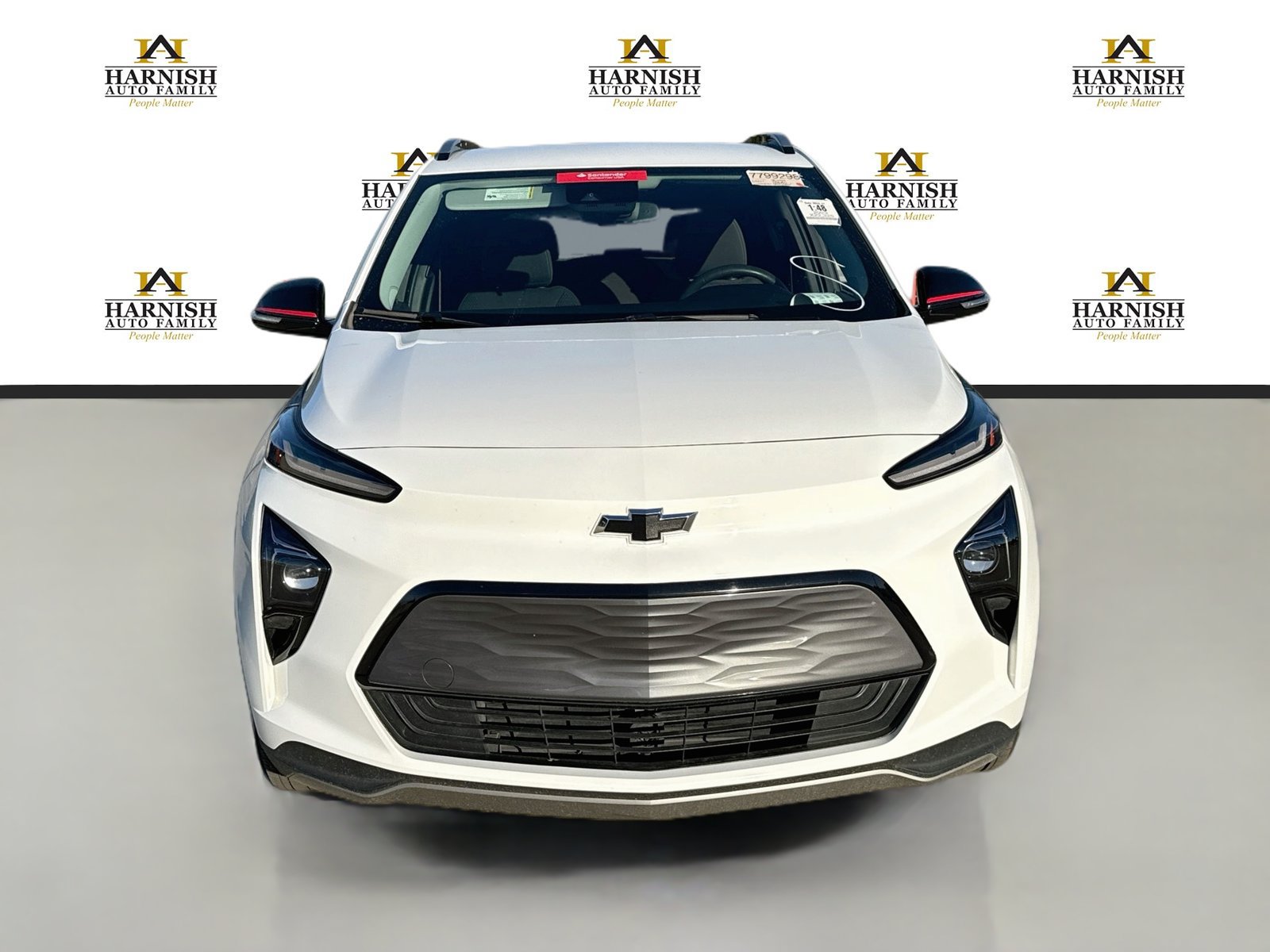 Used 2023 Chevrolet Bolt EUV LT w/ Redline Edition FWD image 8
