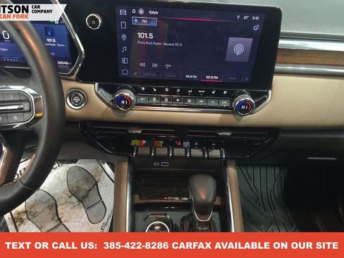 Used 2023 GMC Canyon Denali image 5