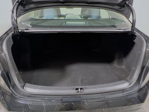 Used 2023 Toyota Corolla LE image 34