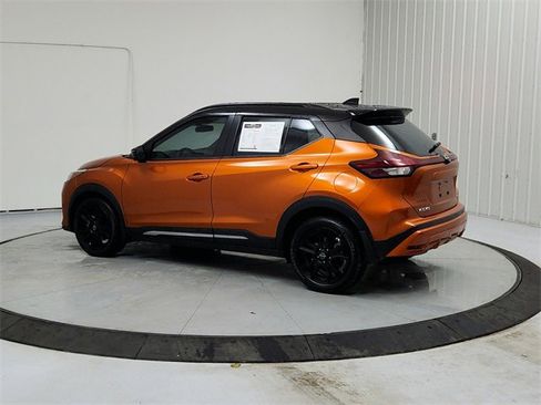 Used 2024 Nissan Kicks SR image 5
