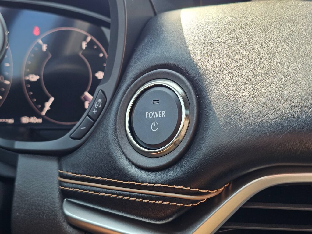 Certified 2025 MAZDA CX-90 Plug-In Hybrid w/ Premium Plus AWD/4WD image 18