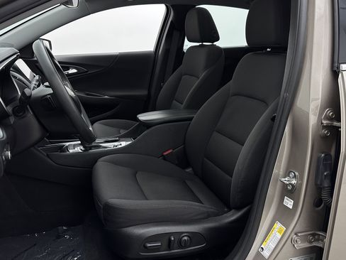 Used 2023 Chevrolet Malibu LT FWD image 21