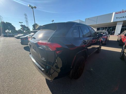 Used 2022 Toyota RAV4 SE w/ Convenience Package AWD/4WD image 6