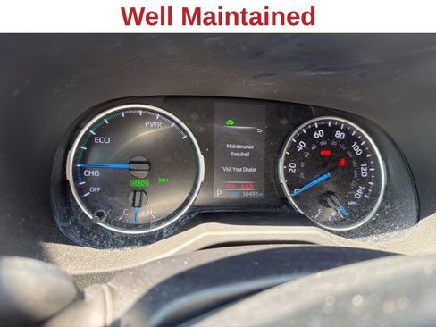 Used 2022 Toyota RAV4 XLE w/ Convenience Package image 8