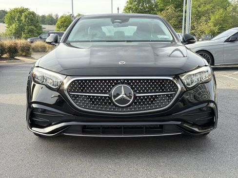New 2026 Mercedes-Benz E 350 4MATIC Sedan image 9