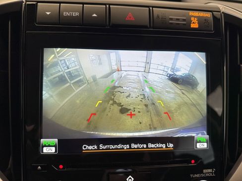 Used 2022 Subaru Ascent Limited image 8