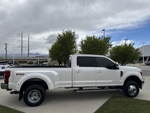 Used 2018 Ford F350 Lariat w/ Lariat Ultimate Package AWD/4WD image 6