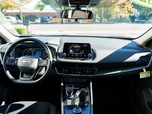 New 2026 Nissan Rogue S image 8