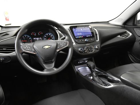 Used 2024 Chevrolet Malibu LT FWD image 30