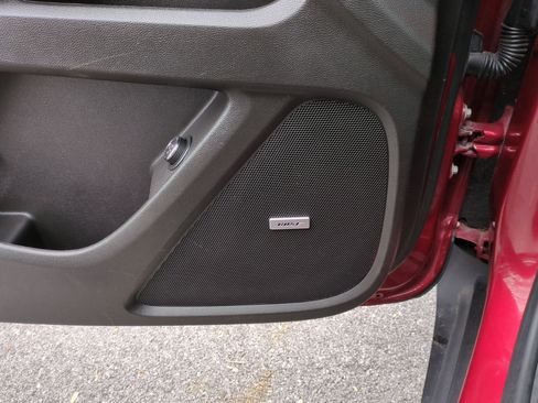 Used 2023 Chevrolet Traverse RS image 25