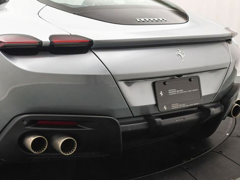 Certified 2023 Ferrari Roma image 22