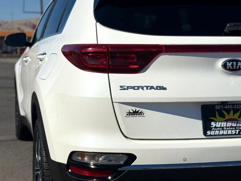 Used 2022 Kia Sportage EX w/ EX Technology Package image 14