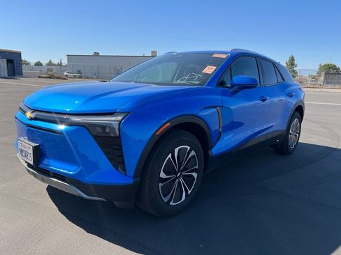 Used 2024 Chevrolet Blazer EV LT AWD/4WD image 2