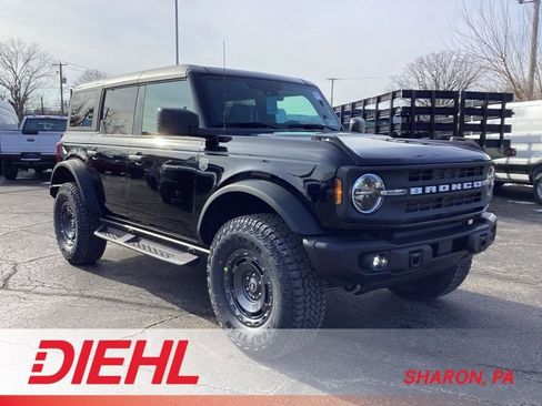 New 2025 Ford Bronco Big Bend w/ Black Diamond Package image 1