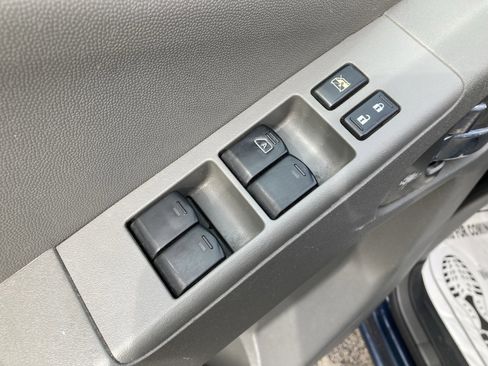 Used 2019 Nissan Frontier SV image 10