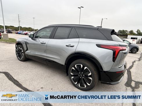 New 2026 Chevrolet Blazer EV RS image 6