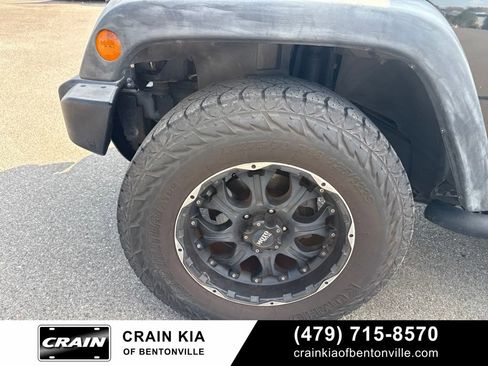 Used 2012 Jeep Wrangler Sport AWD/4WD image 14