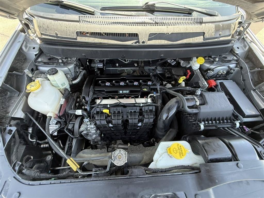 Used 2020 Dodge Journey SE FWD image 33