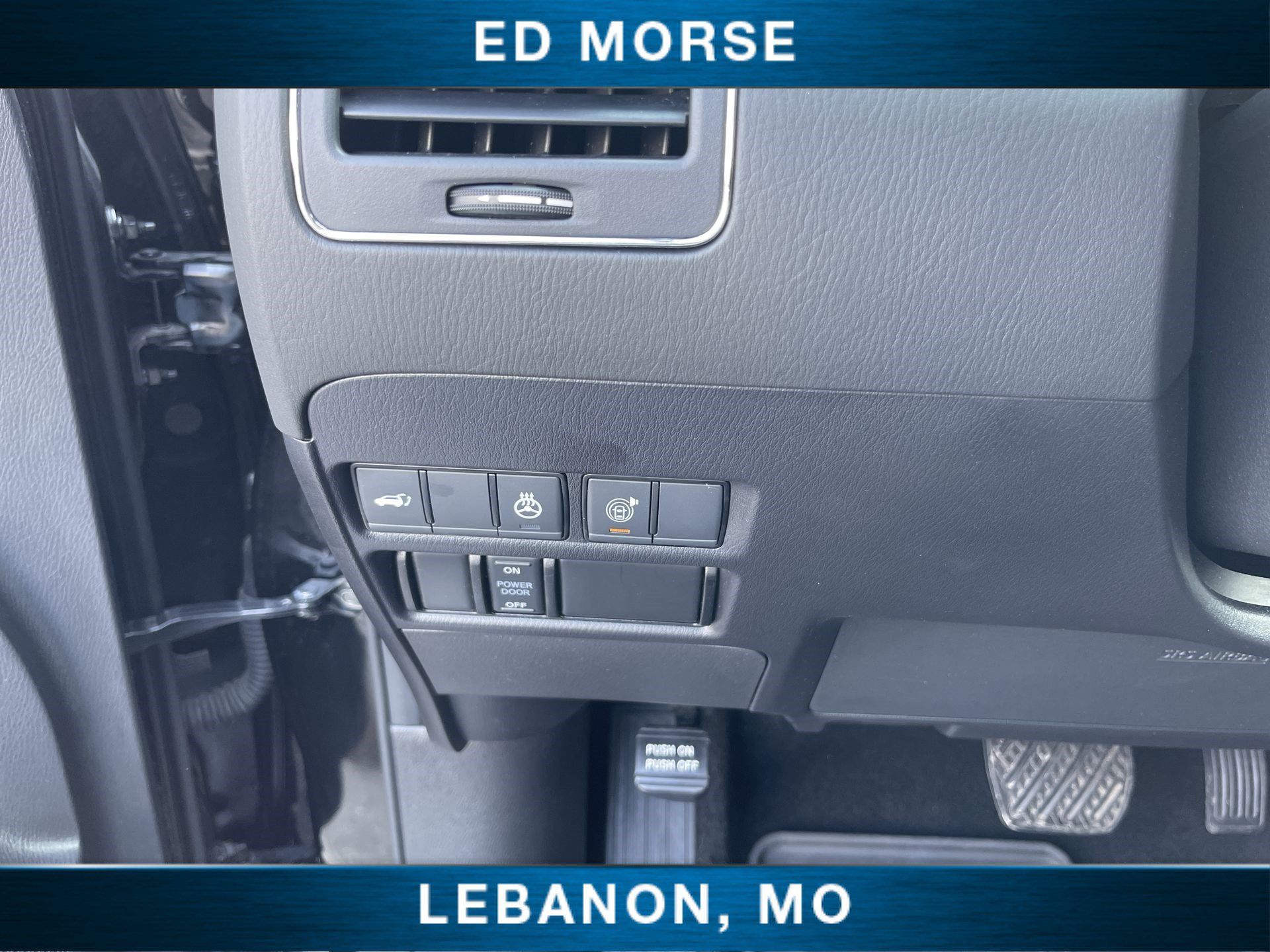 Used 2024 Nissan Armada SL w/ Midnight Edition Package AWD/4WD image 17