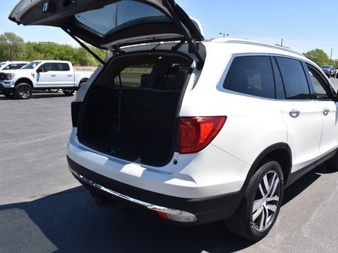 Used 2016 Honda Pilot Elite image 27