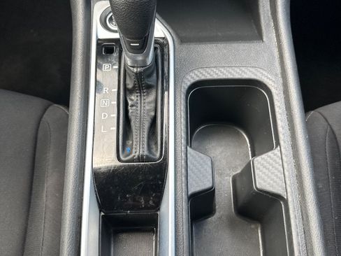 Used 2021 Nissan Sentra SV FWD image 29