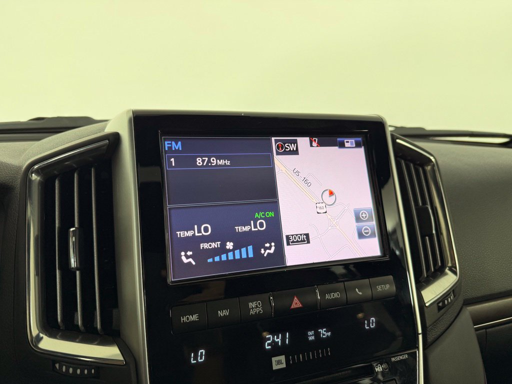 Used 2020 Toyota Land Cruiser w/ Four Season Floor Mat Package AWD/4WD image 40