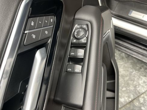 Certified 2025 Chevrolet Suburban RST w/ RST Capability Package image 10