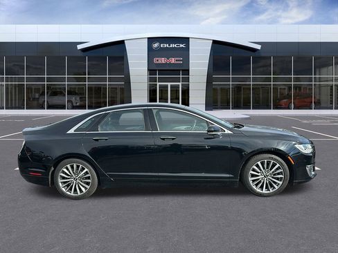Used 2017 Lincoln MKZ Premiere image 6
